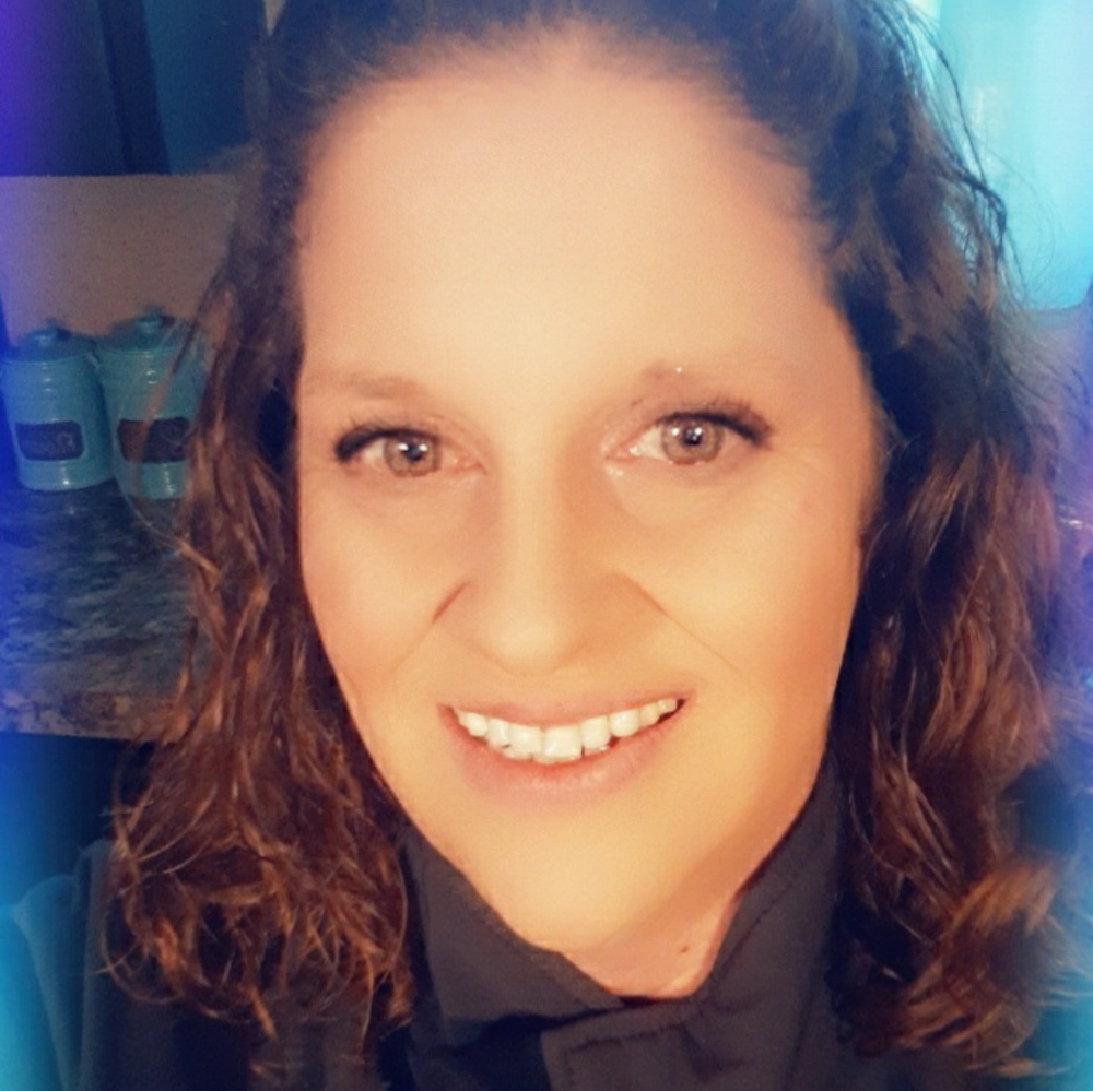Meet your Posher, Deanna